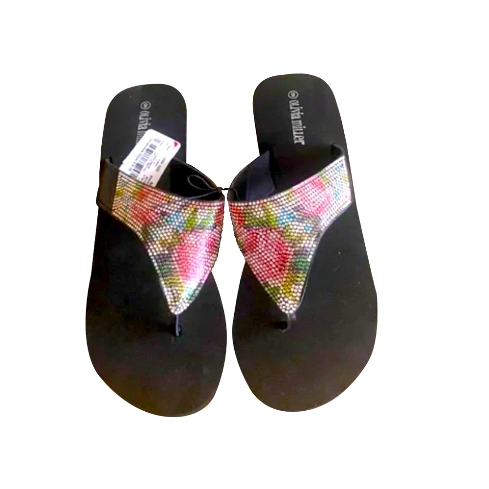 NWOT Olivia Miller designed open toes  pink and green  ladies sandals Size 8 .